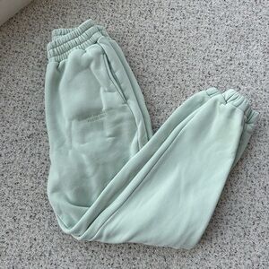 Mint Green Comfrt Pastel Edit Joggers Women’s Small Sweatpants